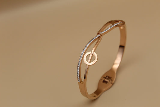TRENDY TEENS BANGLE STYLE BRACELET
