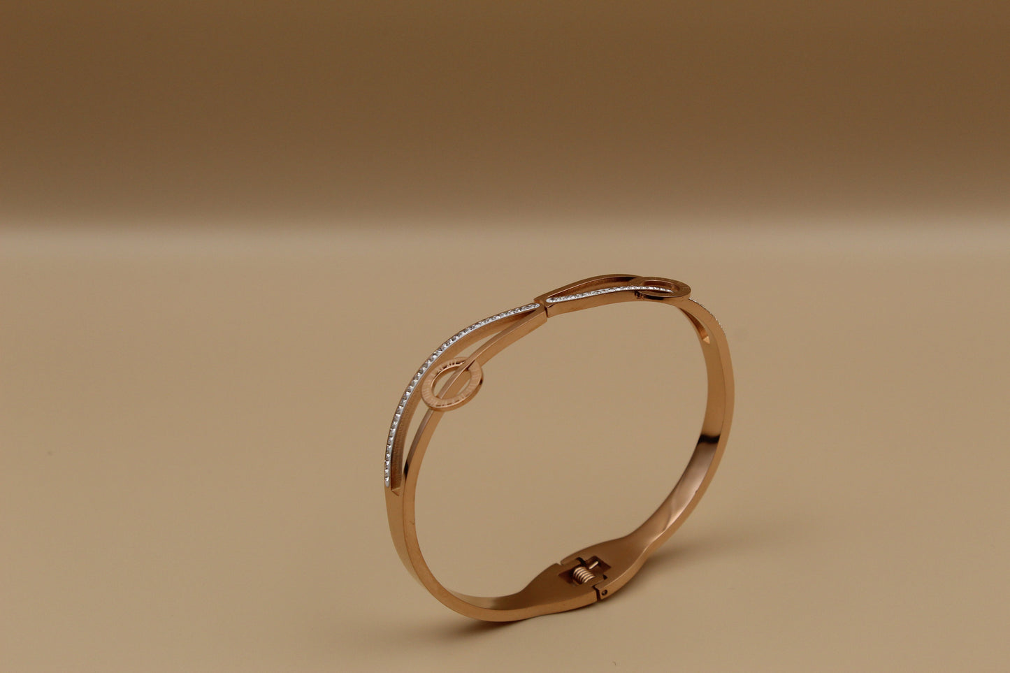 TRENDY TEENS BANGLE STYLE BRACELET