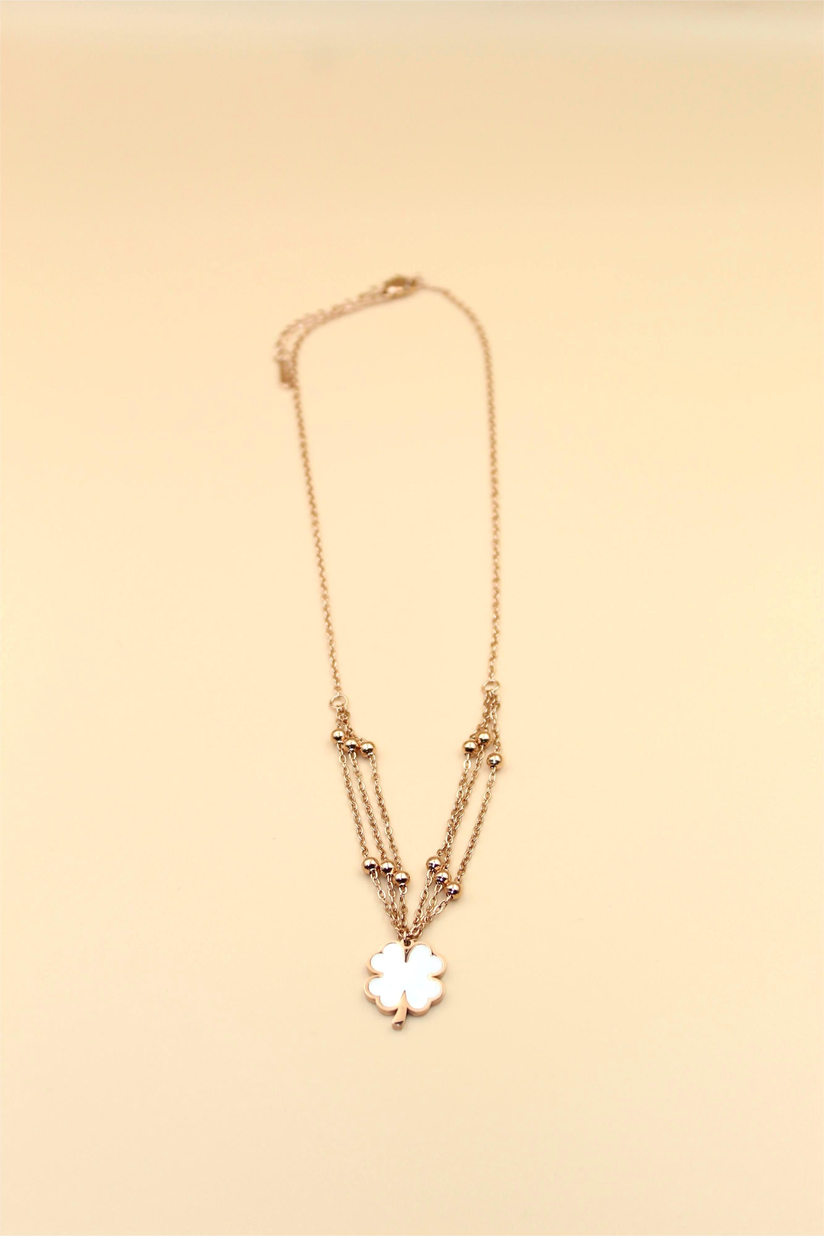 Elegant Flower Charm Pendant