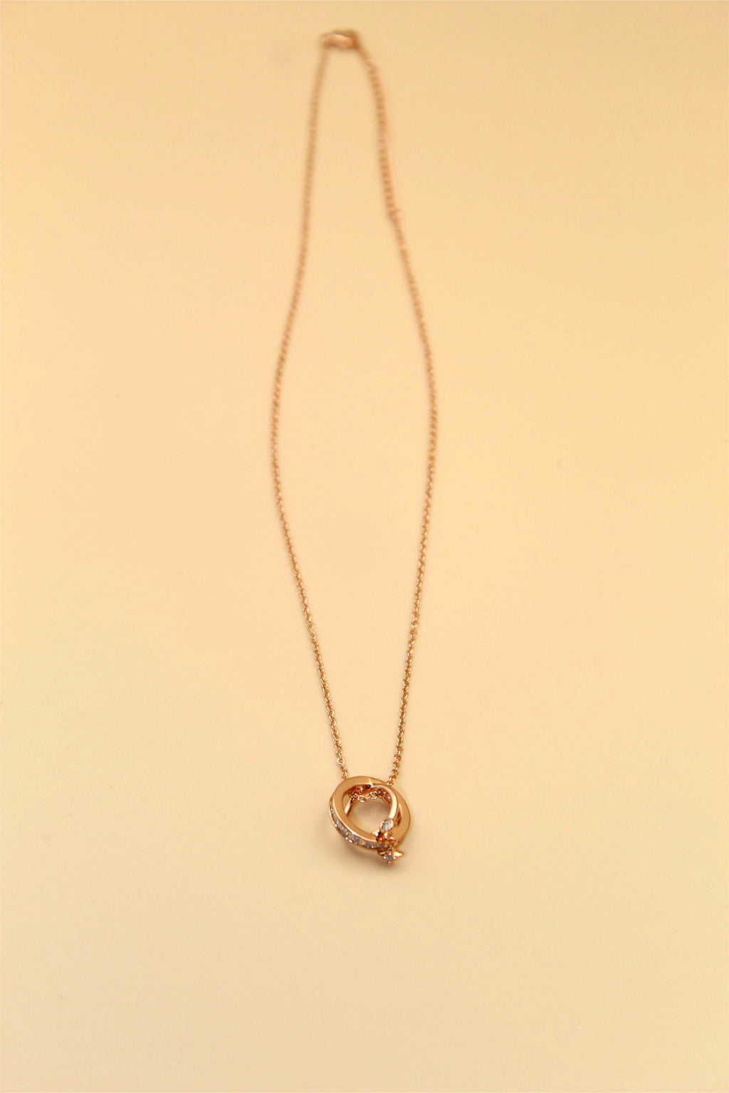 Anti-Tarnish Interlocking Ring Pendant Necklace
