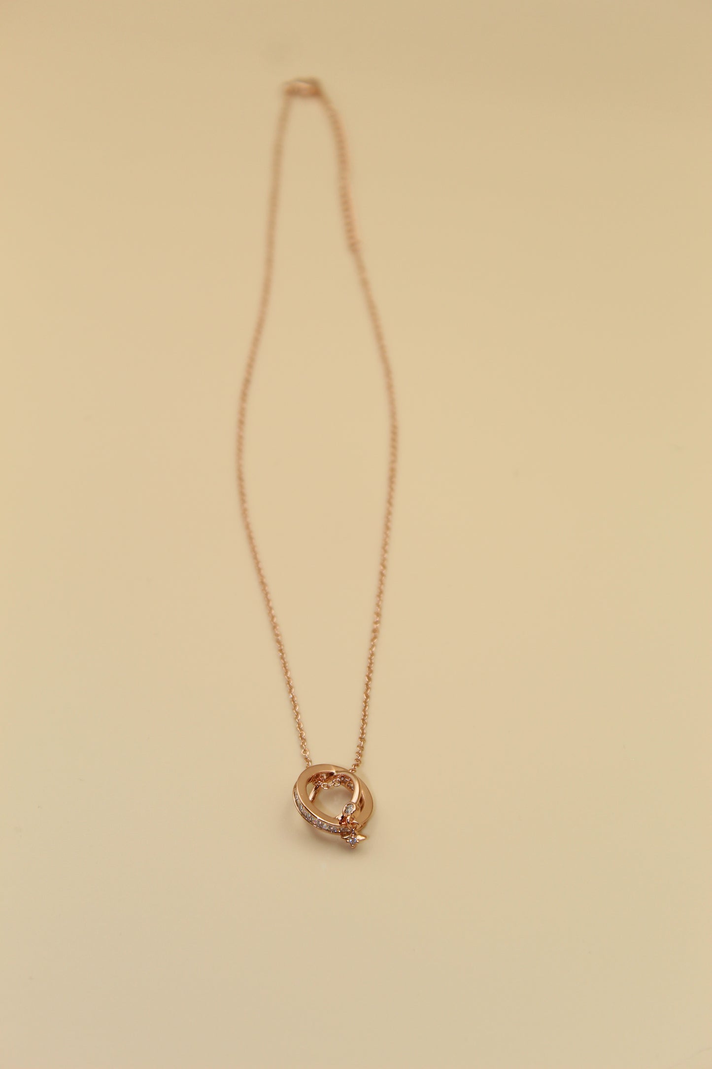 Anti-Tarnish Interlocking Ring Pendant Necklace
