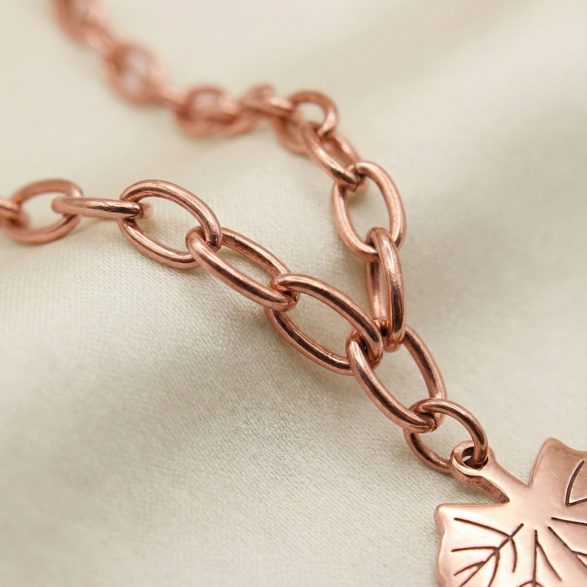 Rose Gold Leaf Charm Chain | Elegant Artificial Art Jewelry