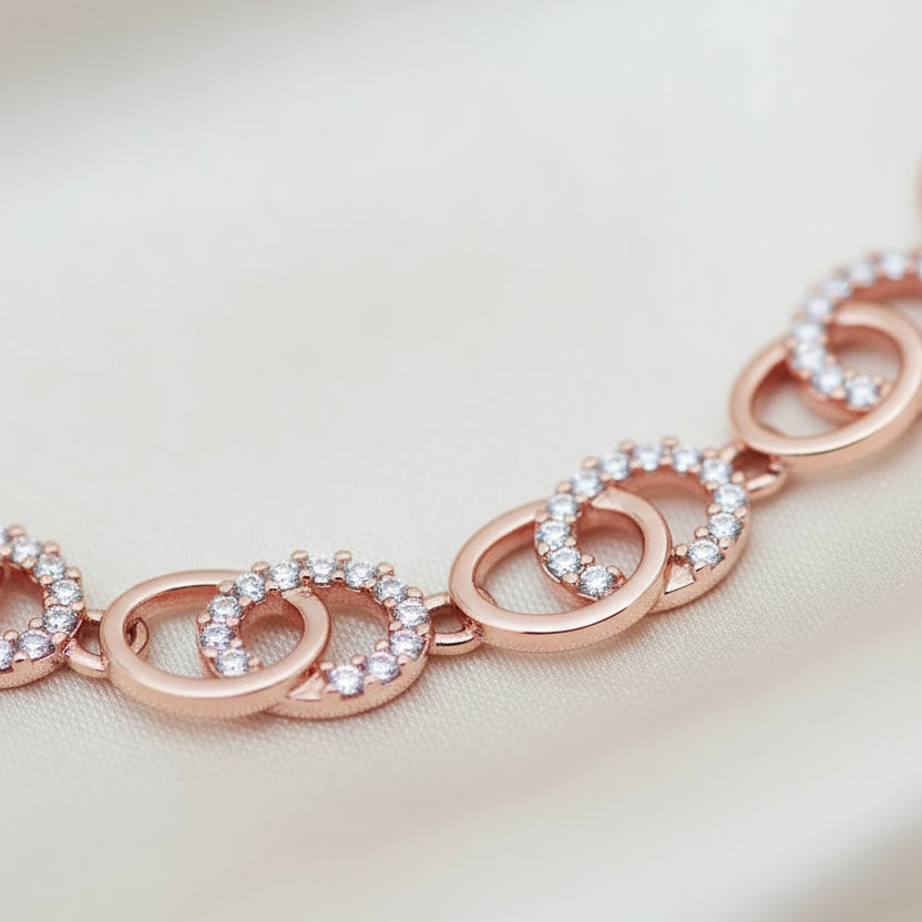 Modern Rose Gold Necklace with White Stones – Elegant artificial Jewelry for Women