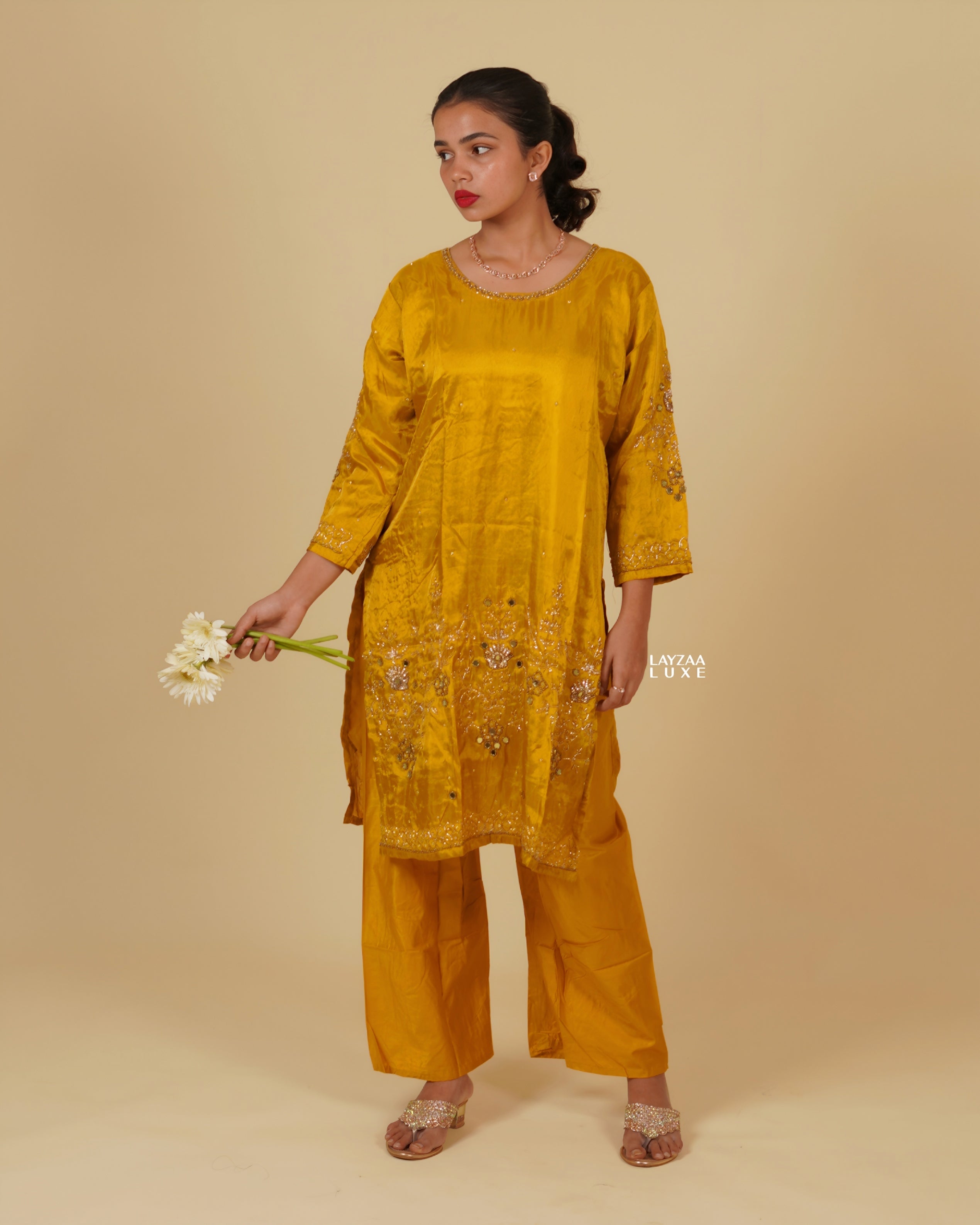 STYLISH TUNIC WITH EMBROIDERY