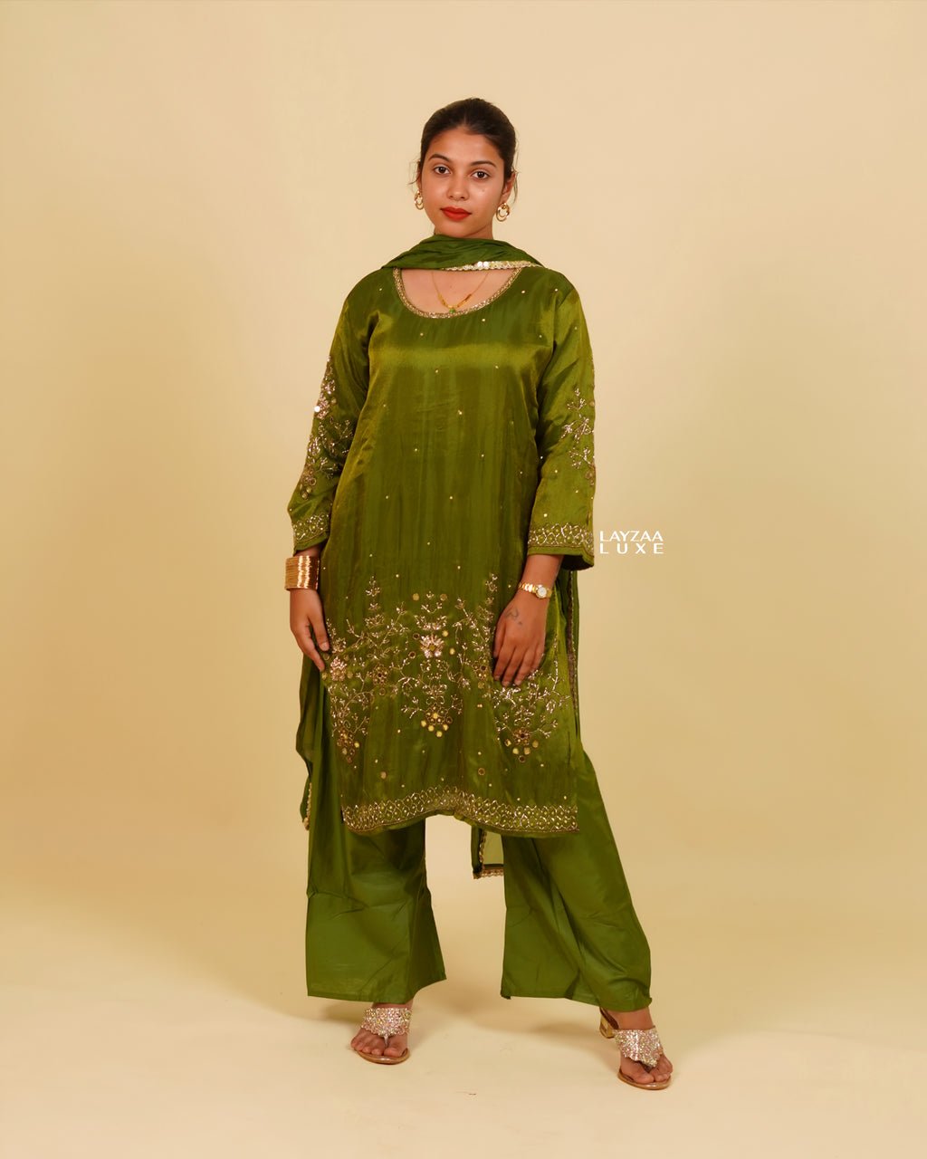 STYLISH TUNIC WITH EMBROIDERY
