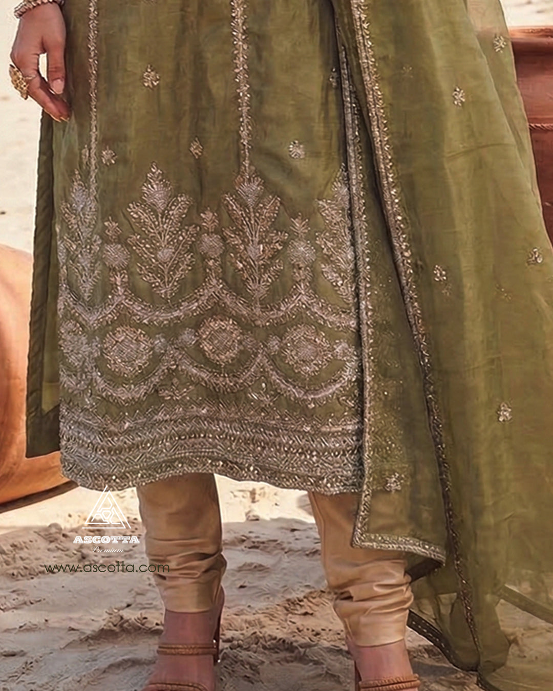 Elegant Ethnic Kurta Set – Elagent csual,part Wear for Women