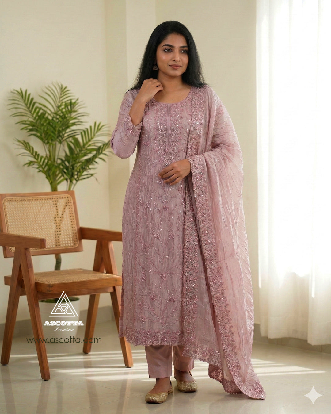 Elegant Ethnic Kurta Set – Premium Party Wear for Women
