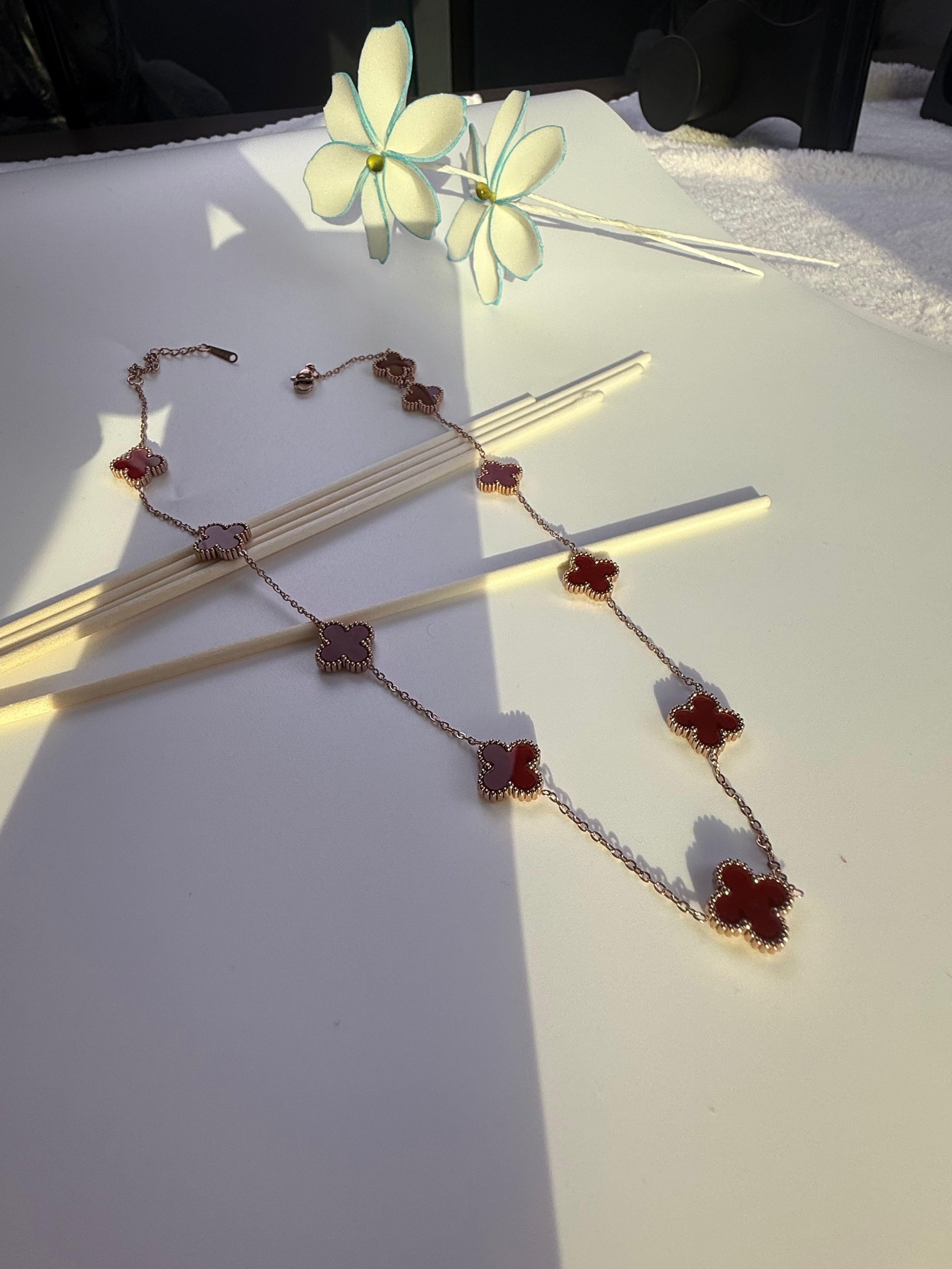 beautifully crafted anti-tarnish star&nbsp; charm necklace