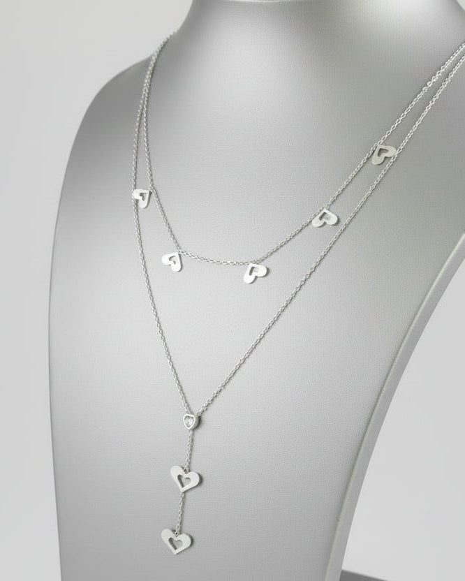 beautifully crafted anti-tarnish heart charm necklace